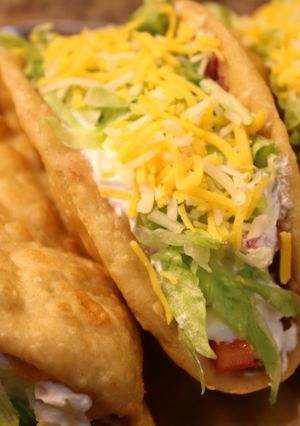 A picture of Mexican Bean Chalupa.