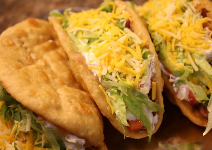 Mexican Bean Chalupa Recipe by Priyashii's Kitchen - Cookpad