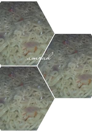 A picture of White indomie.