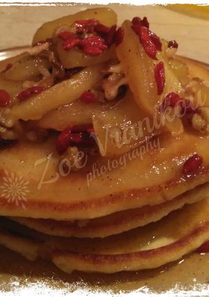 Φωτογραφία της συνταγής Pancakes με σωταρισμένα μήλα Goji Berry - my way