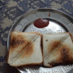 A picture of Mayonnaise sandwich.