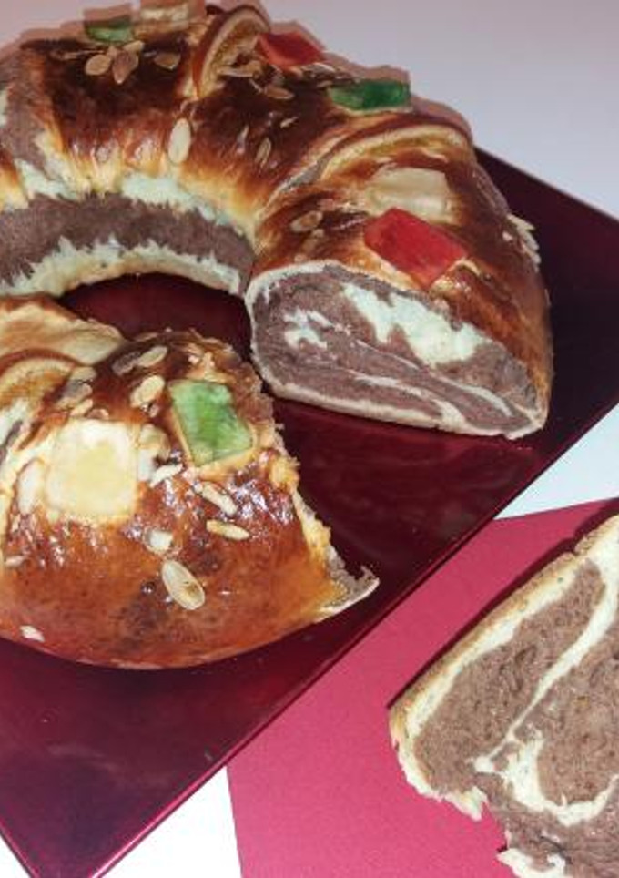 Una foto de Roscón de Reyes cebra (Thermomix)