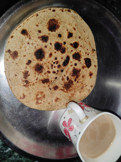 मसाला चाय (masala chai recipe in Hindi) रेसिपी मुख्य फोटो
