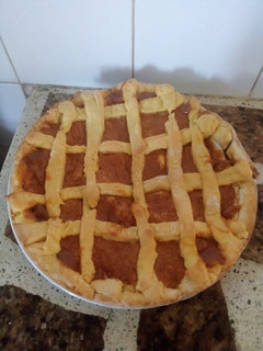 Una foto de Pasta frola mixta de ricota y dulce de leche