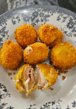 Foto resep Chicken Cordon Bleu Bites 🧀✨