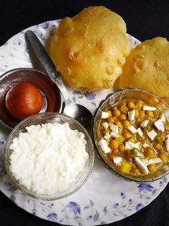 নারকেলের নিরামিষ ঘুগনি (Narkeler niramish ghugni recipe in bengali) রেসিপির প্রধান ছবি