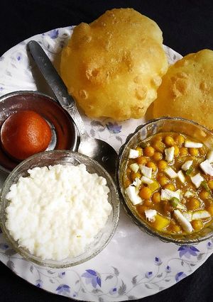 নারকেলের নিরামিষ ঘুগনি (Narkeler niramish ghugni recipe in bengali) রেসিপির প্রধান ছবি