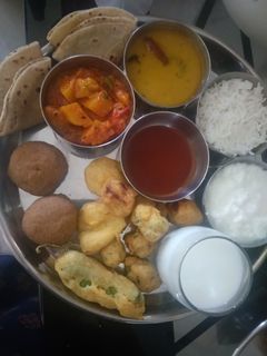થાળ રેસીપી મુખ્ય ફોટો