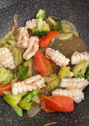 Hình của món Mực xào chua ngọt.