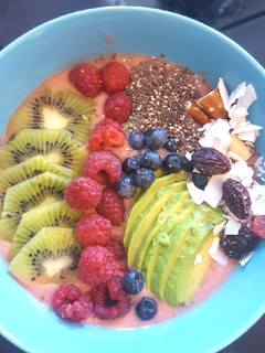 A picture of Berry smoothie bowl.