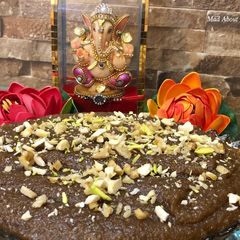 A picture of Atta Sooji Halwa (Semolina Whole Wheat Flour Pudding).