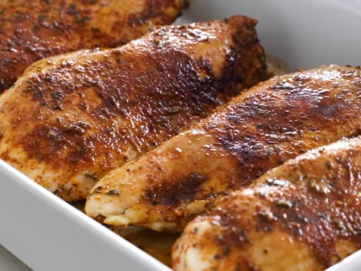 Crispy Baked Chicken Breast: A Simple and Delicious Dinner