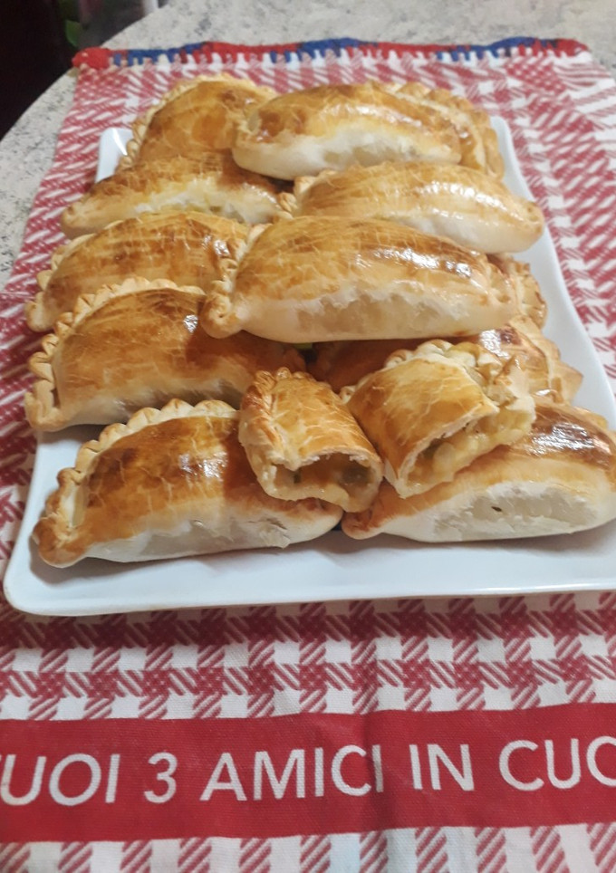Una foto de Empanadas de choclo cremoso "humita"😋