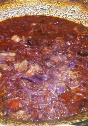 Gulyás, ahogy mi szeretjük, lilakáposztából 😁❤ recept fotója