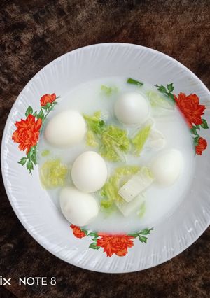 Foto resep Telur Puyuh dan Sawi Putih Kuah Santan