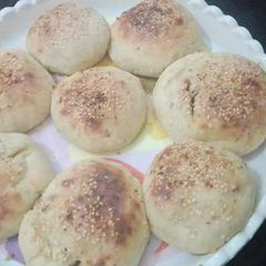 A picture of Turkish baeety buns.