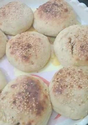 A picture of Turkish baeety buns.