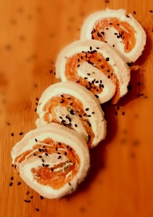 Una foto de Rollitos di Salmone Affumicato