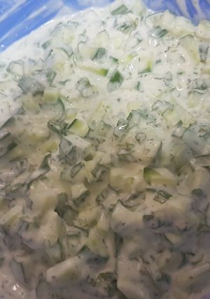 صورة لوصفة خيار مع لبن لذيذه