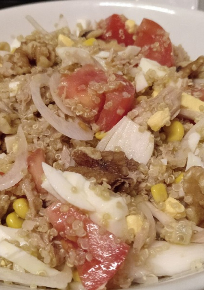 Una foto de Ensalada de quinoa