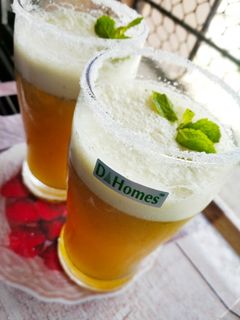 શેરડી નો રસ (sugarcane juic recipe in gujarati) રેસીપી મુખ્ય ફોટો