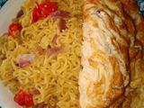 Noodles with fried egg