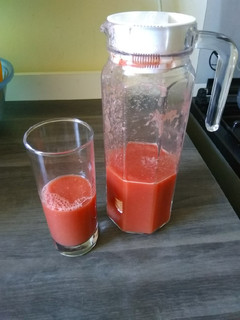 A picture of Refreshing water melon juice.