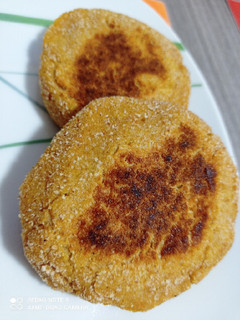 Foto di Hamburger ceci e pomodori