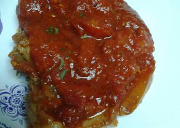Fresh, Serving Recipe Stewed pork chops in a marinara sauce Yummy