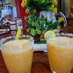 A picture of Peach lemonade.