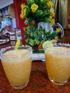 A picture of Peach lemonade.