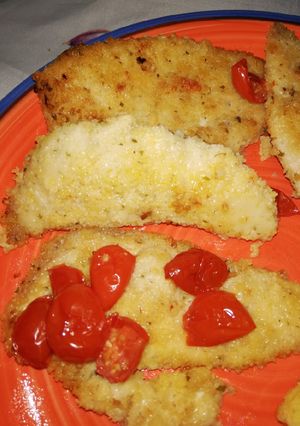 Foto di Petti di pollo croccanti con pomodorini