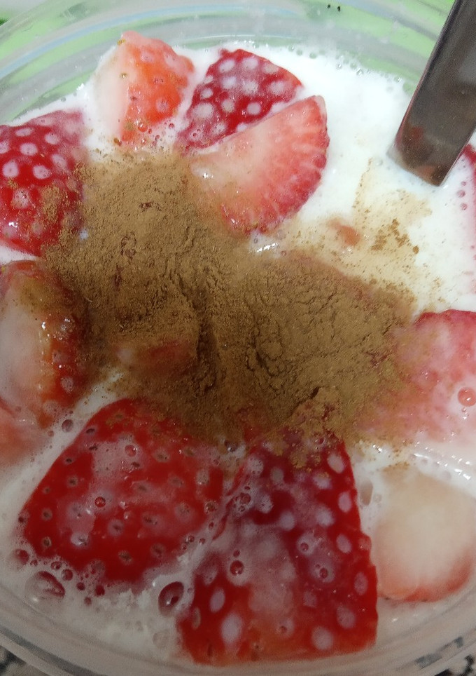 Una foto de Fresas con leche