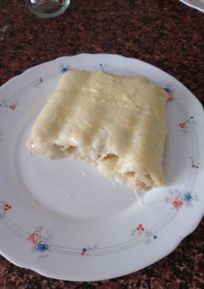 Una foto de Canelones de Pollo