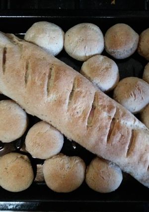 Una foto de Pan relleno para el mate 😋
