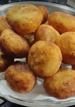 A picture of RAW Banana Patties.