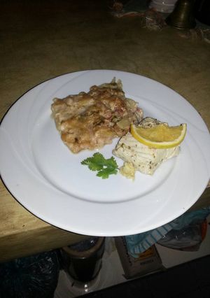 Una foto de Gratén de papas y pescado con adobo thai