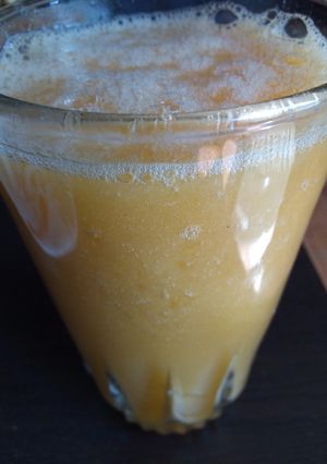 Una foto de Surtido de papaya y piña