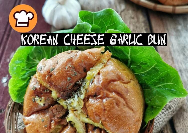 Langkah Mudah untuk Menyiapkan Korean Garlic Cheese Bun, Bisa Manjain Lidah