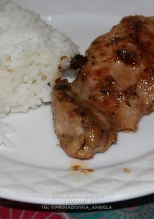 A picture of Garlicky BBQ Chicken Thigh.