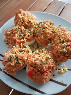 Una foto de Huevos rellenos