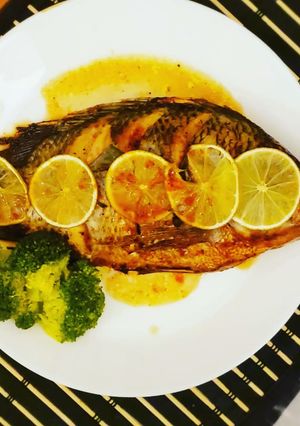 A picture of Baked fish whole / Tilapia.
