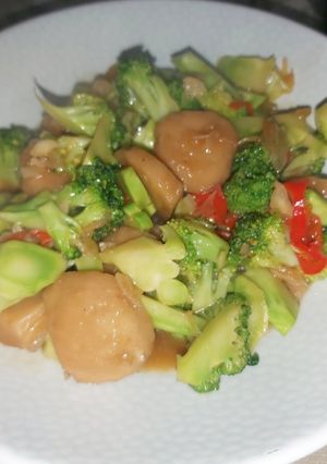 Foto resep Tumis Brokoli Baso