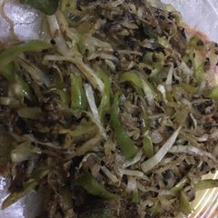 A picture of Cabbage & green chilli pickle.