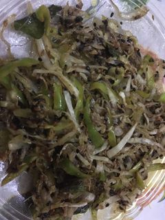 A picture of Cabbage & green chilli pickle.