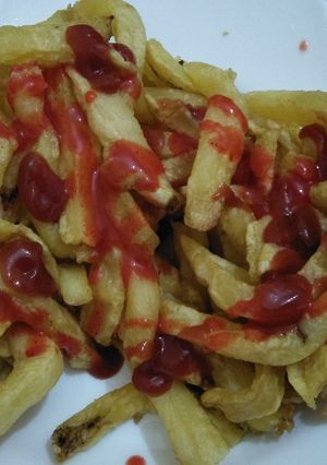 A picture of Fried chips.
