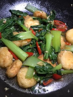 Foto resep Tumis pakcoy tofu sehat & simple