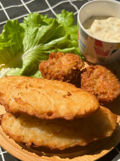 【AJ歐美食鋪】🦀酥炸新海鮮佐塔塔醬🦀| 奶素 炸物 的食譜成品照片