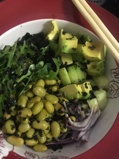 Una foto de Poke bowl vegano