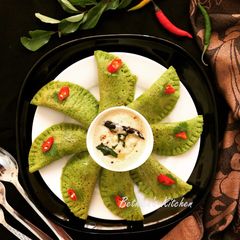 A picture of Dosa Gujiya.